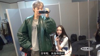 没有人能不笑着走出这个视频 看两位同龄亲故吵嘴好有意思