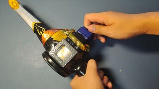 Saya benar-benar tidak berani menggunakannya untuk memperbesar jurus Bandai DX Kamen Rider Beast Dic