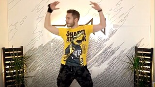 他真的跳的一级棒喔