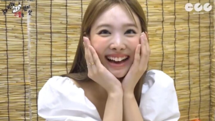 آه آه آه آه، كيس الأرنب الصغير لطيف جدًا!