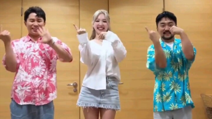 【Lâm Na Liên】Thử thách nhảy tay pop Toàn Huyền Mậu Lương Thế Hành Liễu Bỉnh Tể key JYPstf thử thách 