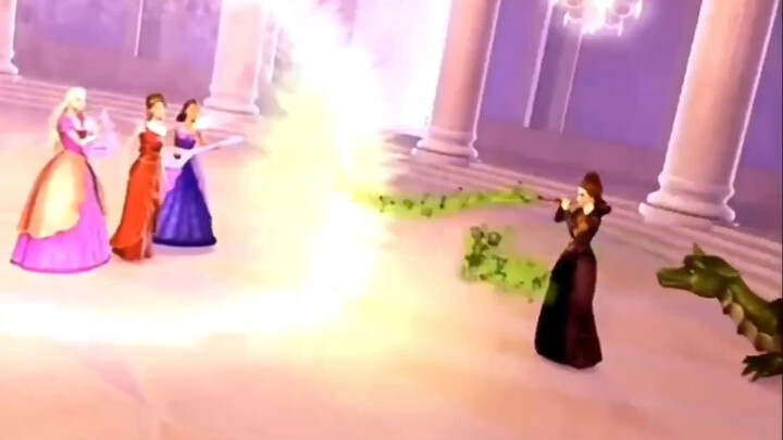 Screaming Princess Crushes Water Buffalo Queen in Seconds