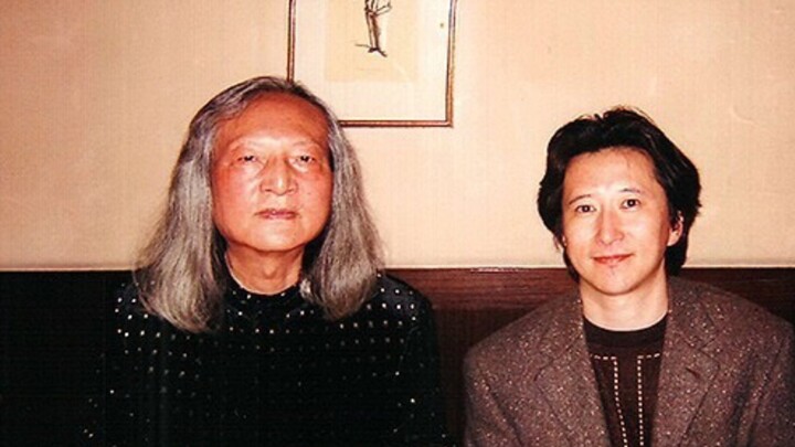 ตัวเอกชาวจีนเพียงคนเดียวในการ์ตูนของ Araki Hirohiko อยู่ยงคงกระพันตั้งแต่เด็ก ๆ เขาหลอกสังคมทุนนิยมท