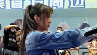 Spent the six-day mini-vacation on a roadshow! Dreamcatcher Wind Blows cover dance, Yuxian's straigh