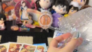 I cut the "junk" plate of the Sakura girl and opened it up to find that it was all self-propelled...