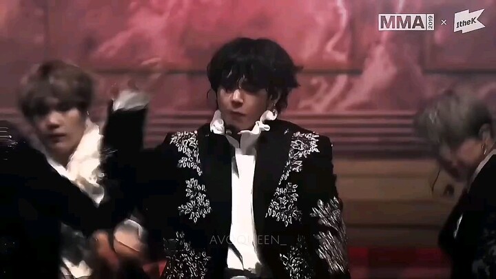 Super Hawt V 💜💚 #notminecredittotheowner