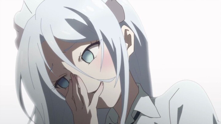 Mature Sister Figure, Psychotic Build