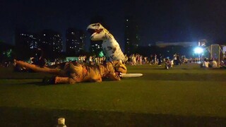 Kinh ngạc, trường Đại học Công nghệ Vũ Xương xuất hiện sinh vật thời tiền sử!!