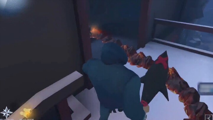 Efek khusus liontin itu membutakan mata manajer pabrik