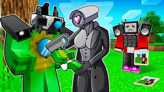 MIKEY and CAMERA WOMAN FAMILY in Minecraft! JJ TV MAN TITAN - Maizen