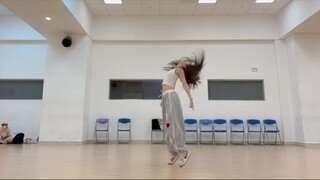 اجتياز مقابلة نادي الرقص الحر في جامعة صن يات سين بنجاح، ويللا!