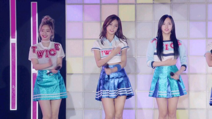 Twice Debut Showcase Touchdown in Japan