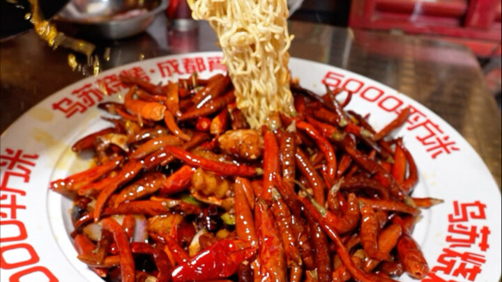 Kota Jajanan Malam Barbeque Wusu di Chengdu, Sichuan, hidangan ini benar-benar luar biasa! #MakananE