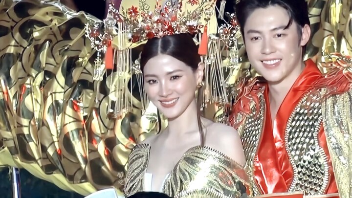 Xiaoshui and Mark attended the Chinese New Year celebration! You two should really team up for a dra