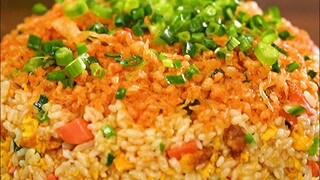 In just 60 seconds, you can whip up this divine fried rice—even with leftover rice!
