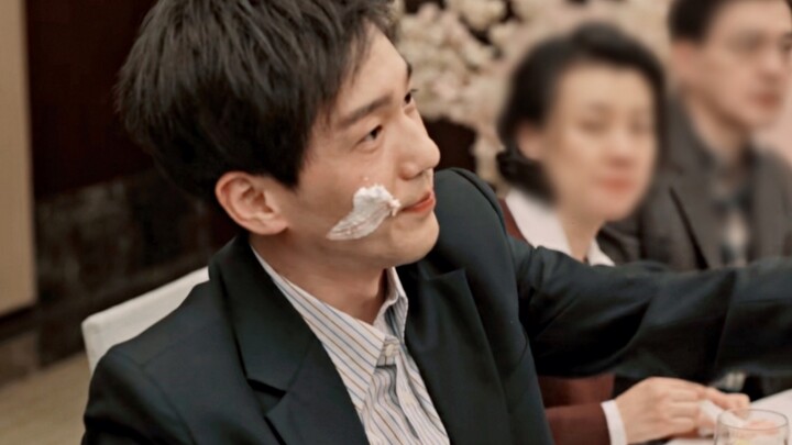 “Mataku setiap hari 24 jam cuma fokus ke kamu.”