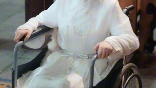 The woman cut off her own legs to repay a kindness, yet was betrayed by her husband.