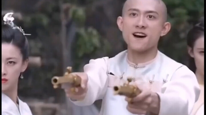 Mengucapkan kata-kata paling pengecut dengan nada paling garang