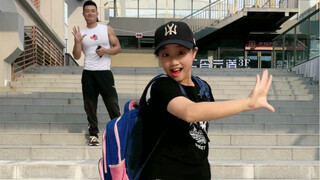 培养出一个会跳舞的女儿，爸爸满眼都是优越感
