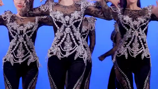 Captain, don't shoot! It's me! [(G)I-DLE] 'Super Lady'—we're hit hard by headbanging