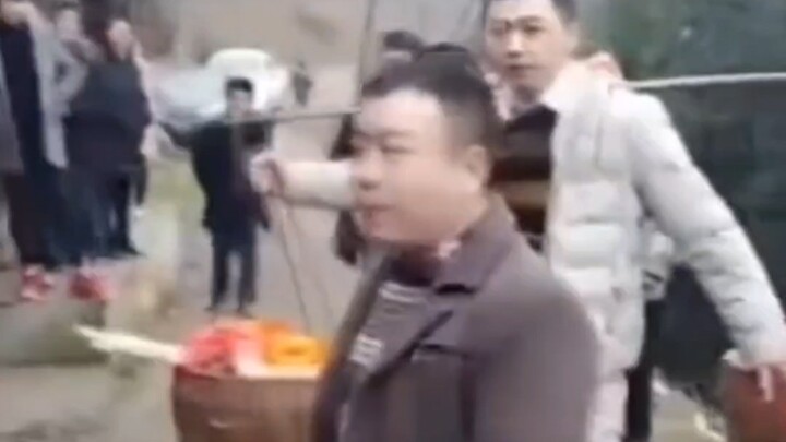 This is what “li” is all about: it’s politeness, reciprocity, treating others with respect, and valu