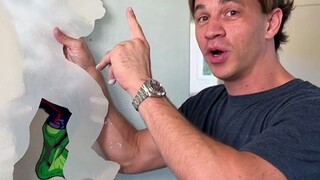 墙上破洞了怎么办，“绿巨人”壁灯安排上，还是3D版的！