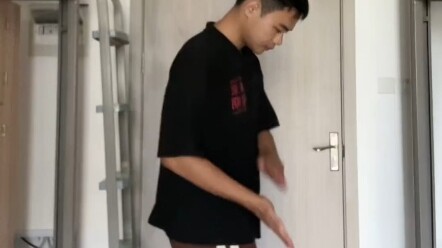 再来一波科目三手部教程 喜欢的朋友们可以看一看！