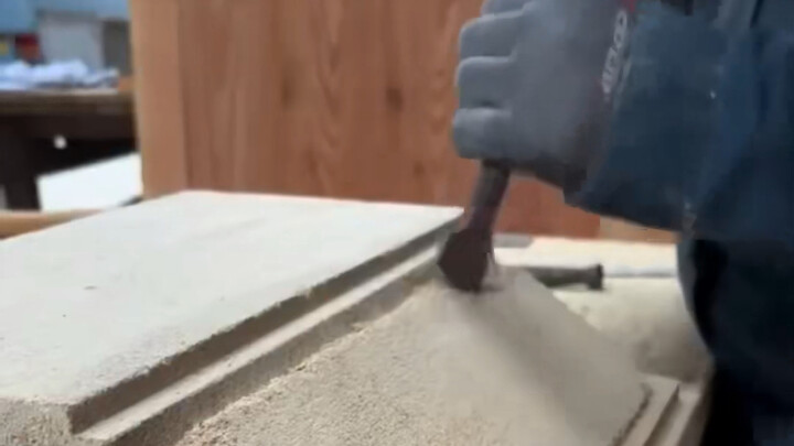 A worthless stone becomes a treasure in the hands of a stonemason in 5 minutes