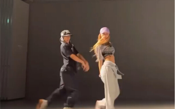 Water EMMA's choreography takes only 30 minutes | SAD GIRLZ LUV MONEY-Amaarae Feat.Moliy