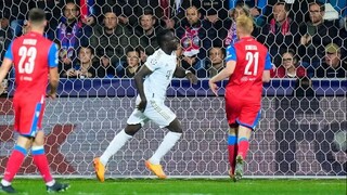 Viktoria Plzen (2 - 4) FC Bayern München (UCL 2022/23)