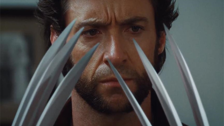 มาร์เวล: วูล์ฟเวอรีน ช่วงช่างห้าวกับกระจก ลองเล่นกรงเล็บเหล็กหน้ากระจก แต่เผลอฟันโต๊ะเครื่องแป้งพังไ