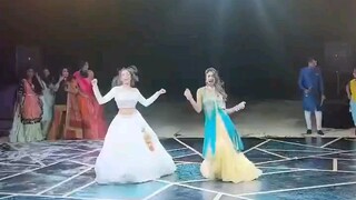 Bridesmaid amazing dance..you should watch..