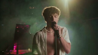 Benson Boone - In The Stars (Official Live Music Video)