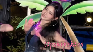 这女人又来散发魅力了…