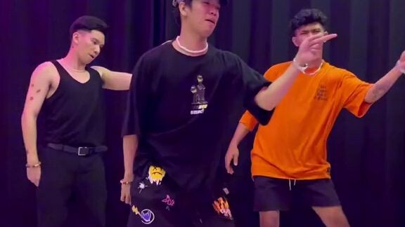ayaw kitang pilitin by TikTok dancers