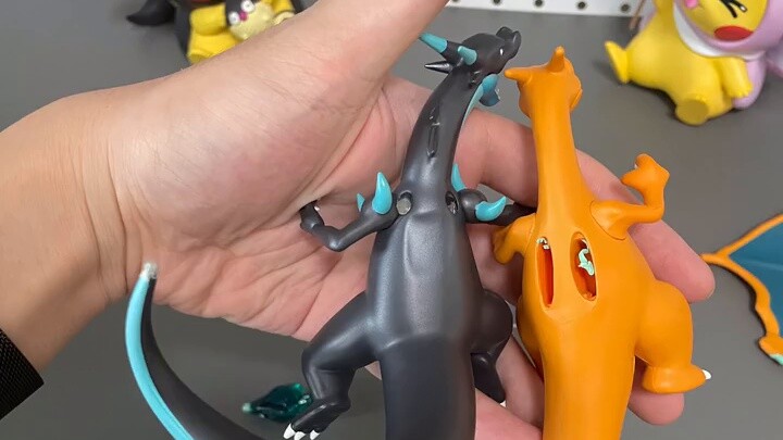 Thử thách mở hộp sách minh họa đầy đủ Pokémon Mega 2/48: WT Mega Charizard X