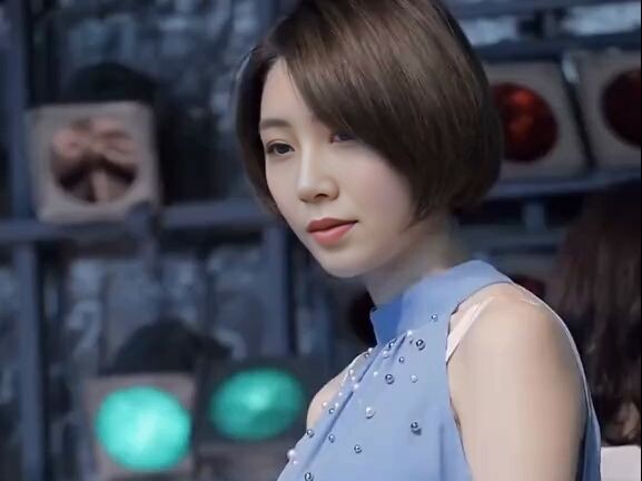 เกิร์ลกรุ๊ปเกาหลีเต้นสุดฮอต (DFL zero training face-changing synthesis)