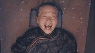 An elderly woman keeps her husband's ashes in her mouth to look younger