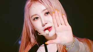The coolest dance break of the year! Regaining her confidence, the human feathers go crazy! Lee Chae