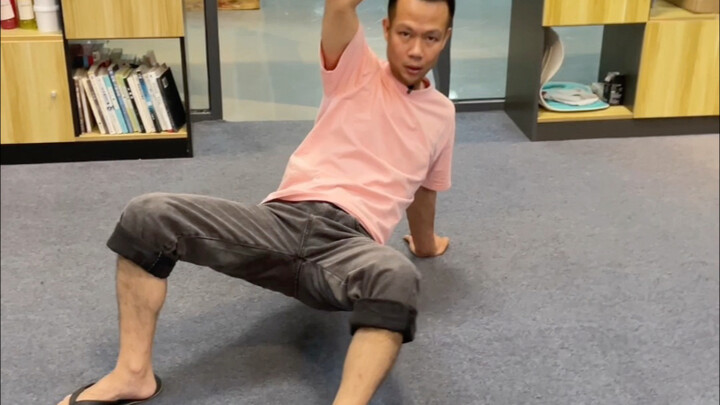 Boss, my stomach really hurts!