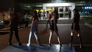 kill this love เวอร์ชันเชียร์หน้าโรงประตูโรงอาหารหอพักชาย