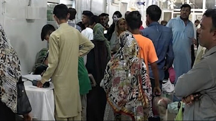 Can Better BHUs Reduce Pressure on Karachi and District Hospitals? | Asia One News