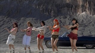 (G)I-DLE 240723 موقع تصوير خارجي لـ 《Klaxon》 خلف