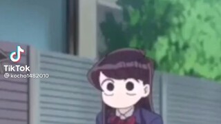 Mèo đen nhưng hơi lạ