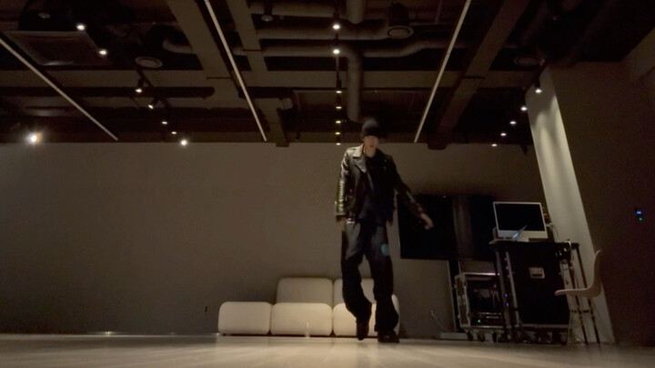 Video vũ đạo yêu thích lâu lắm rồi! 260129 Wu Shiwen LNGSHOT - Moonwalkin'