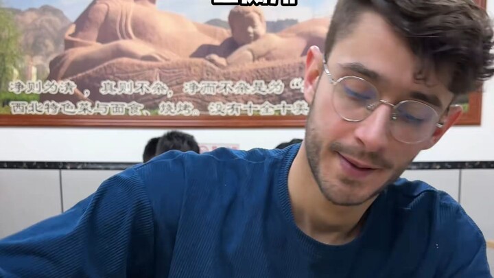 Just Arrived in China vs. Been in China for a Long Time... (Dramatic Skit for Entertainment Only)