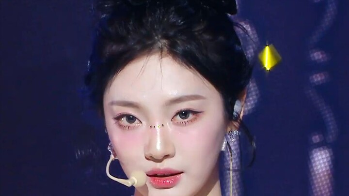 aespa's latest comeback track Drama 231118 performance stage