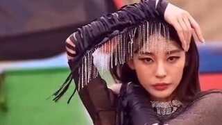 Street Fighter Girls first reveals the lead dancer