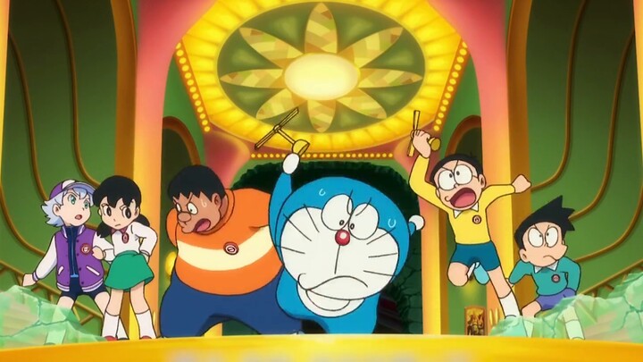 Strength compe*on: Doraemon VS Tom Cat, who is stronger?