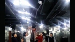 "Minghao, kamu ingat aerobik di Idol Games? Menontonnya lagi tetap seru."